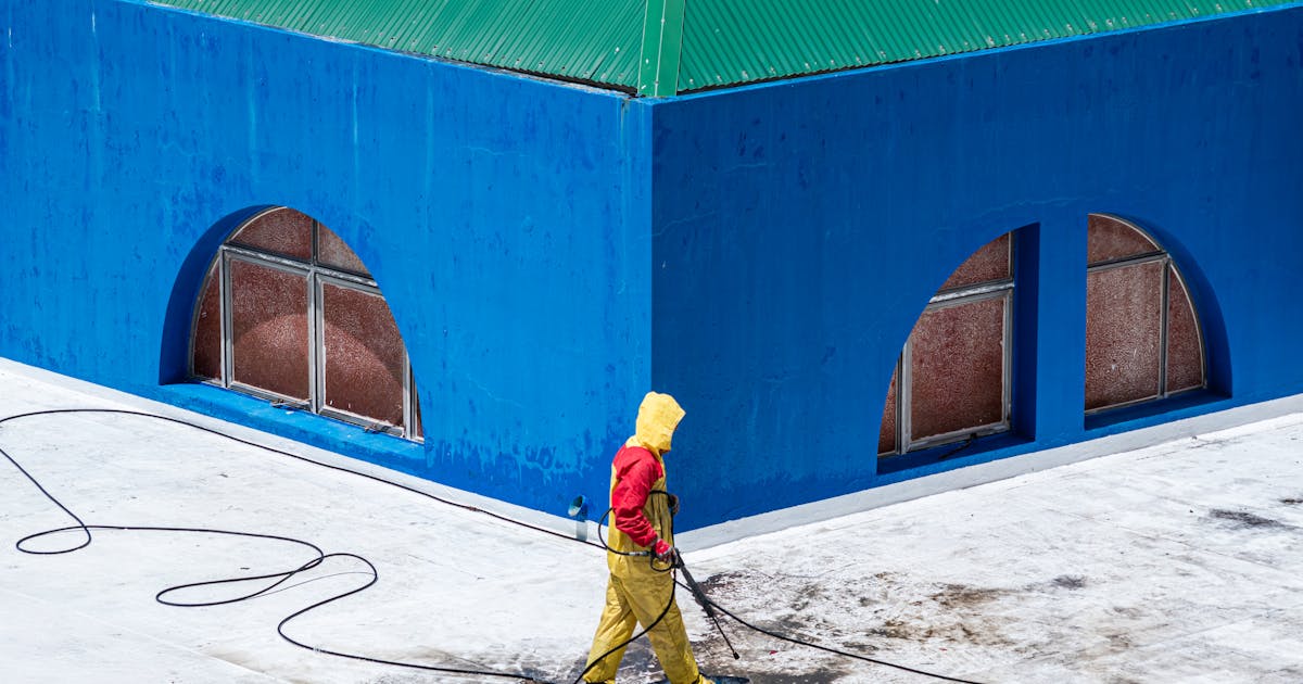 Surface cleaner attachment cleaning concrete
